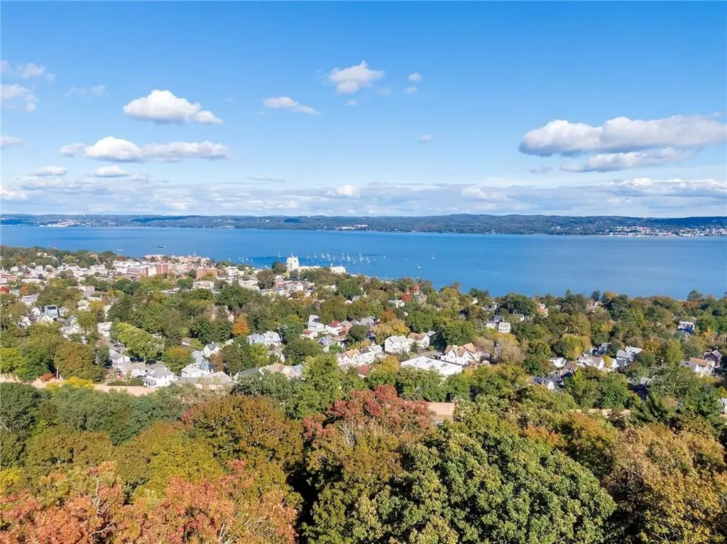 28 Terrace Drive Nyack NY 10960