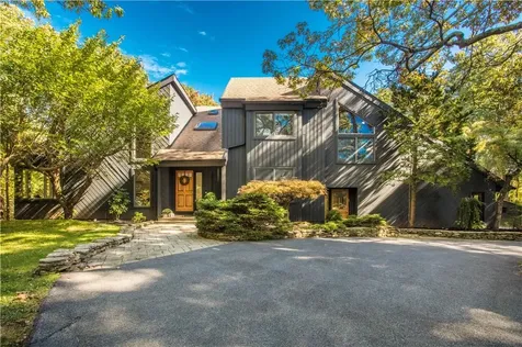 64 Whippoorwill Road Armonk NY 10504
