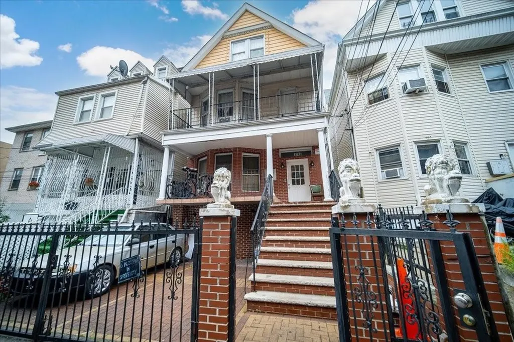 1743 Montgomery Avenue Bronx NY 10453