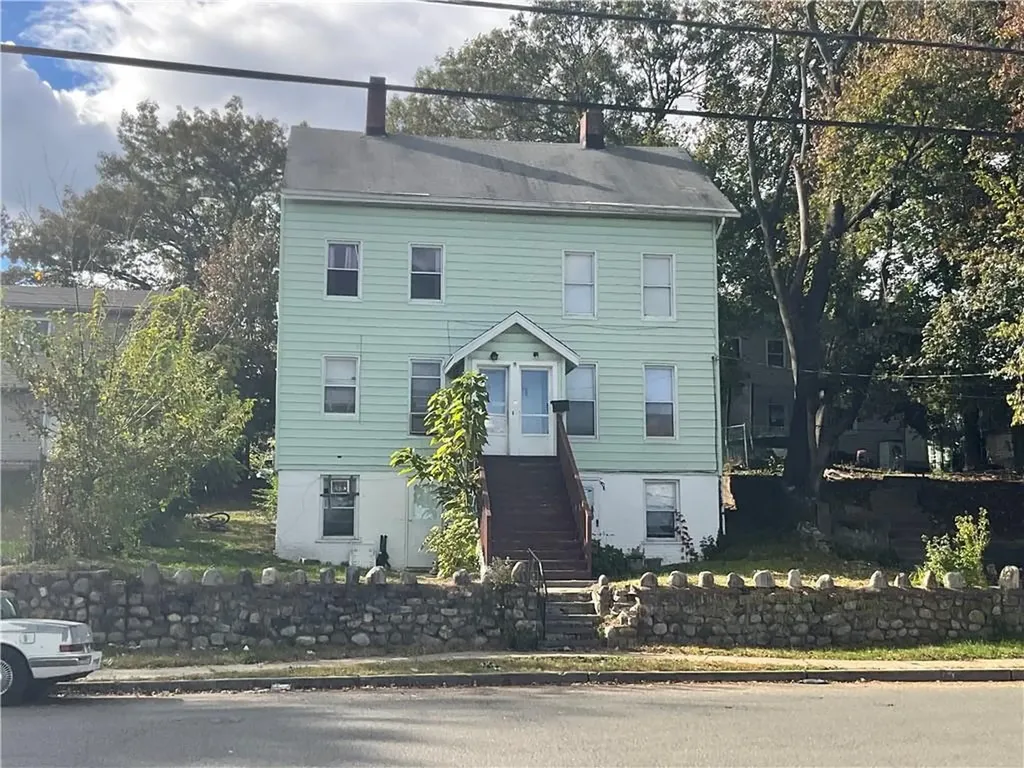 11 N Myrtle Avenue Spring Valley NY 10977