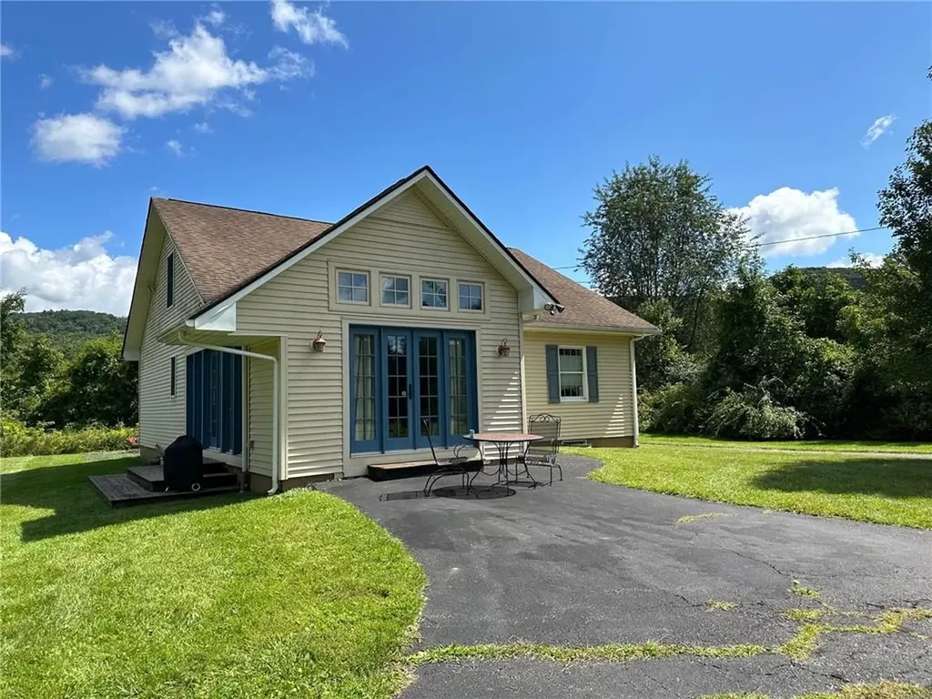 263 Sinpatch Road Wassaic NY 12592