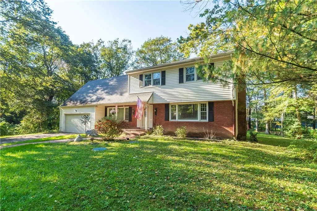 46 Schyler Drive Poughkeepsie NY 12603