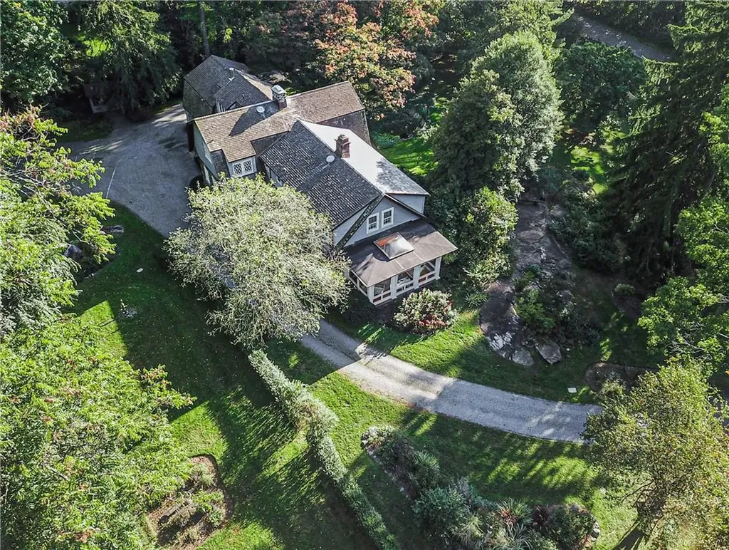 39 Hawthorne Way Hartsdale NY 10530