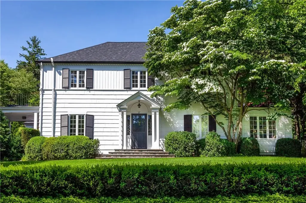 27 Locust Lane Bronxville NY 10708