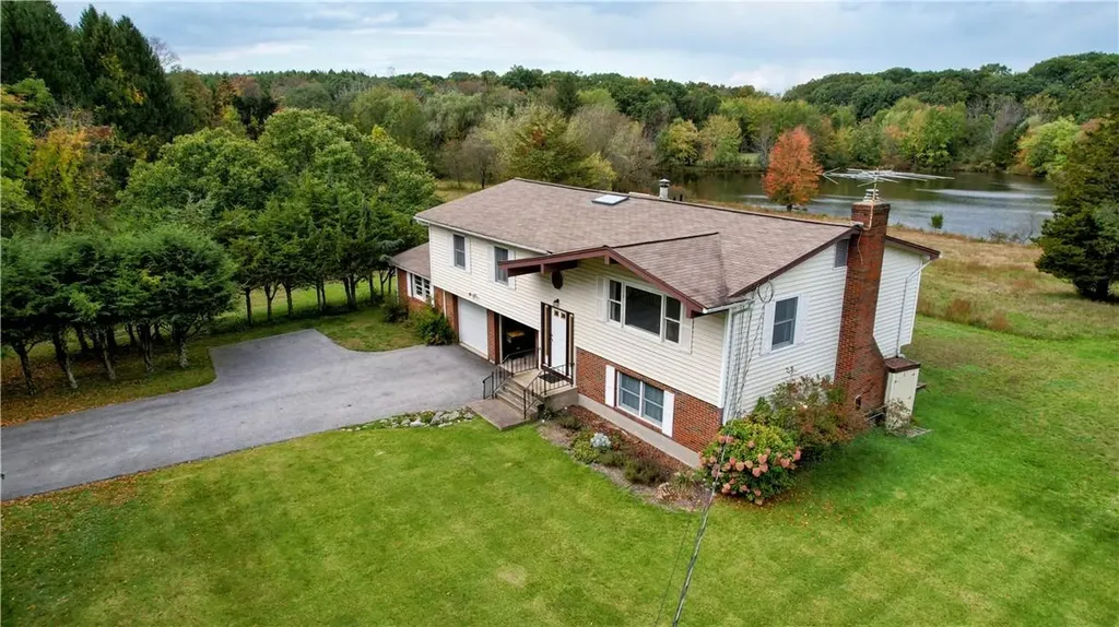 12 Demarest Road Warwick NY 10990