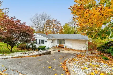 187 Rosedale Road Yonkers NY 10710