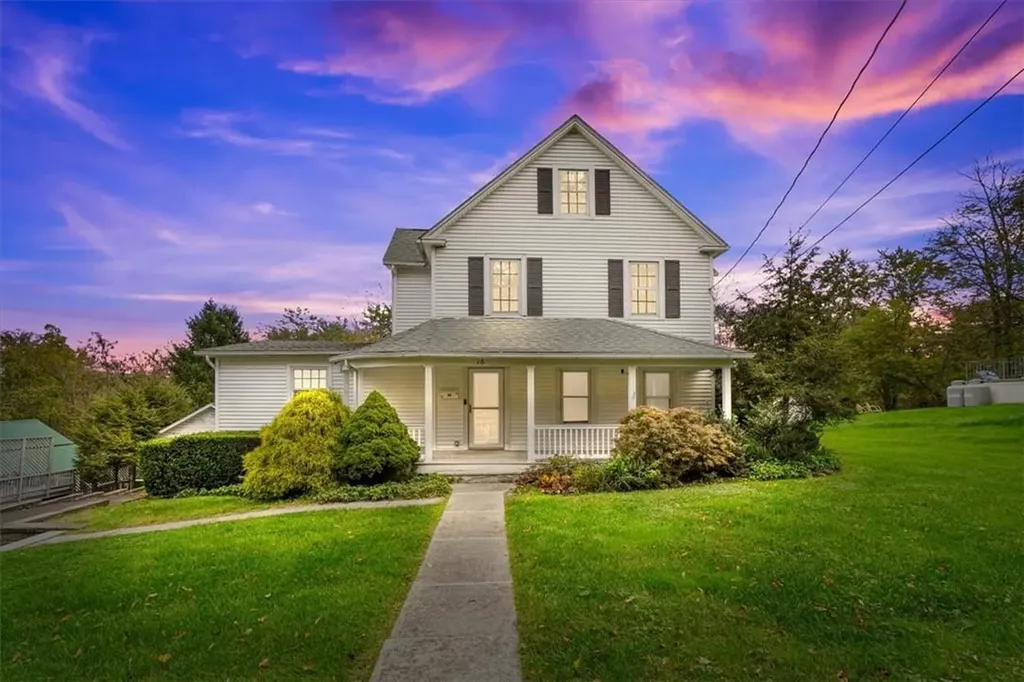 16 Hambletonian Avenue Chester NY 10918