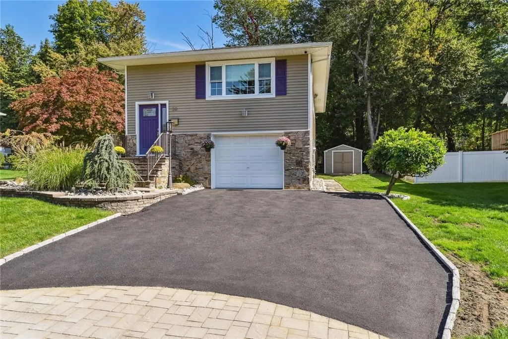 38 Spreen Drive Pearl River NY 10965