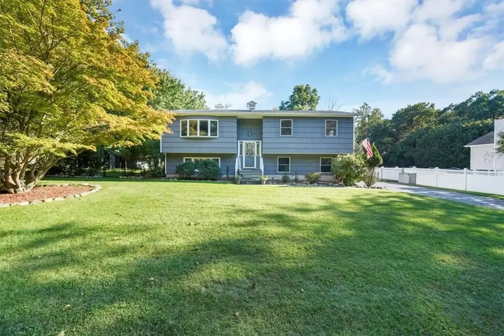 3 Annette Lane Airmont NY 10901