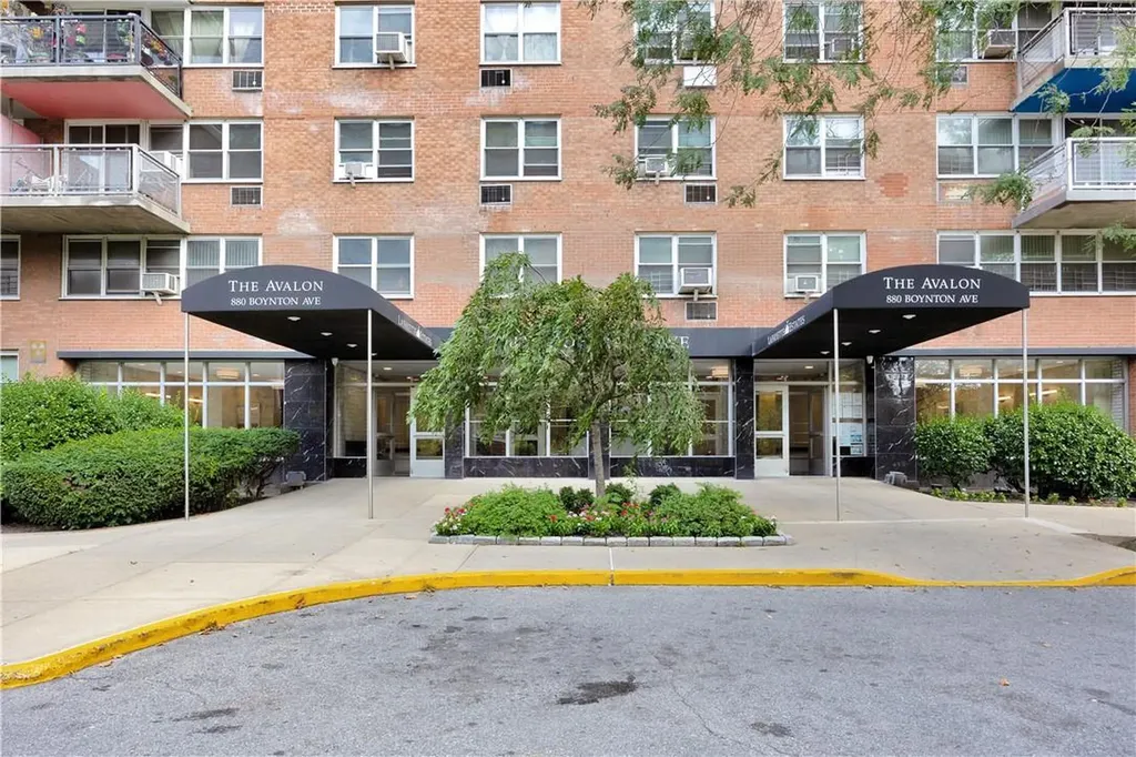 880 Boynton Avenue Bronx NY 10473
