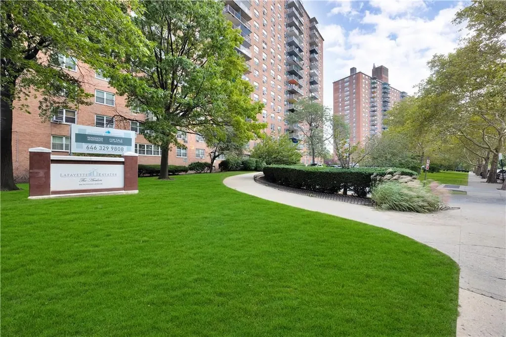 880 Boynton Avenue Bronx NY 10473