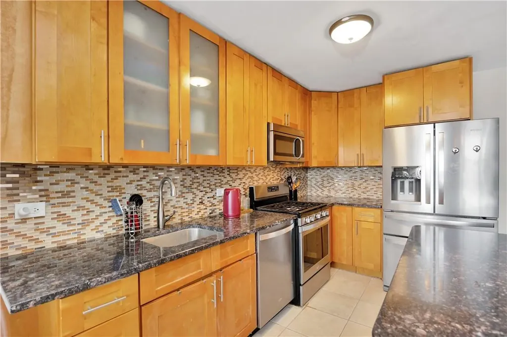 880 Boynton Avenue Bronx NY 10473