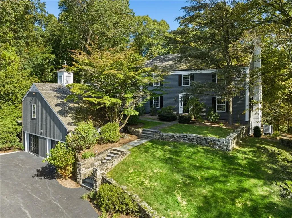345 Roaring Brook Road Chappaqua NY 10514