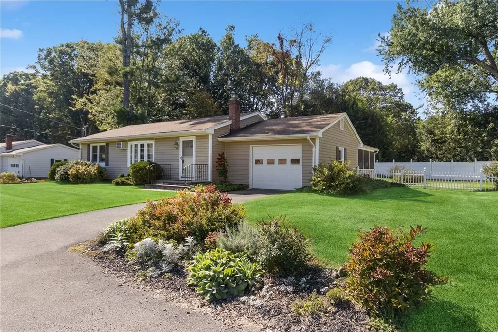 10 Pine Street Tillson NY 12486