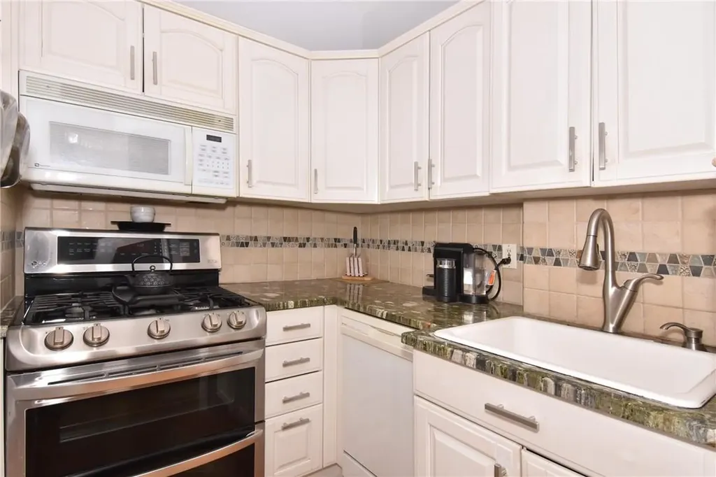 4784 Boston Post Road Pelham NY 10803