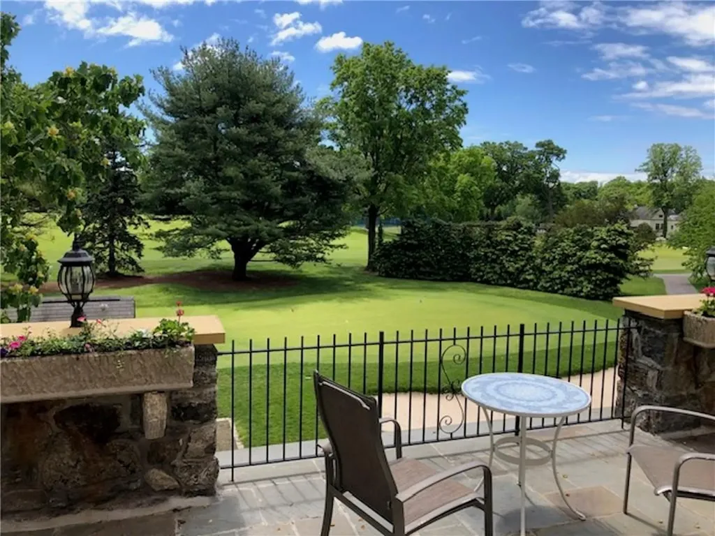 4784 Boston Post Road Pelham NY 10803