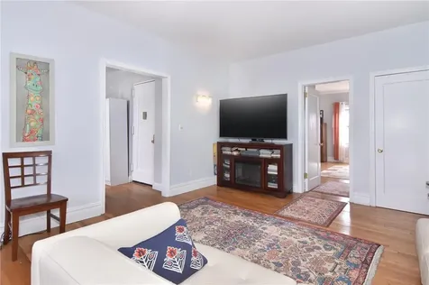 4784 Boston Post Road Pelham NY 10803