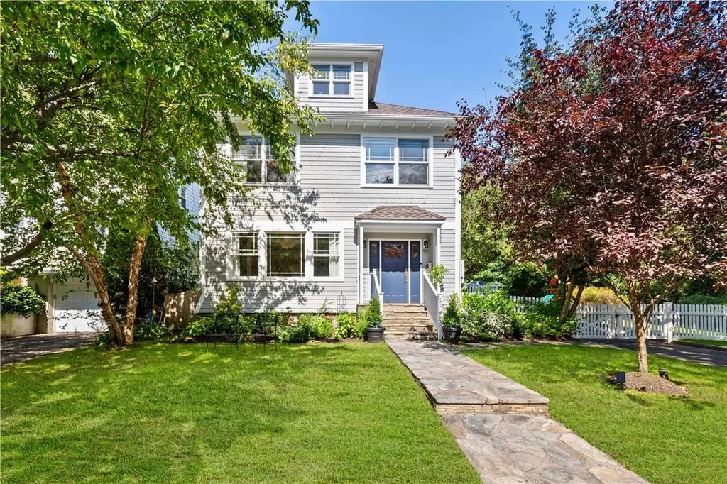 55 Meadow Place Rye NY 10580