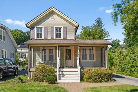 16 Woodland Avenue Poughkeepsie NY 12603