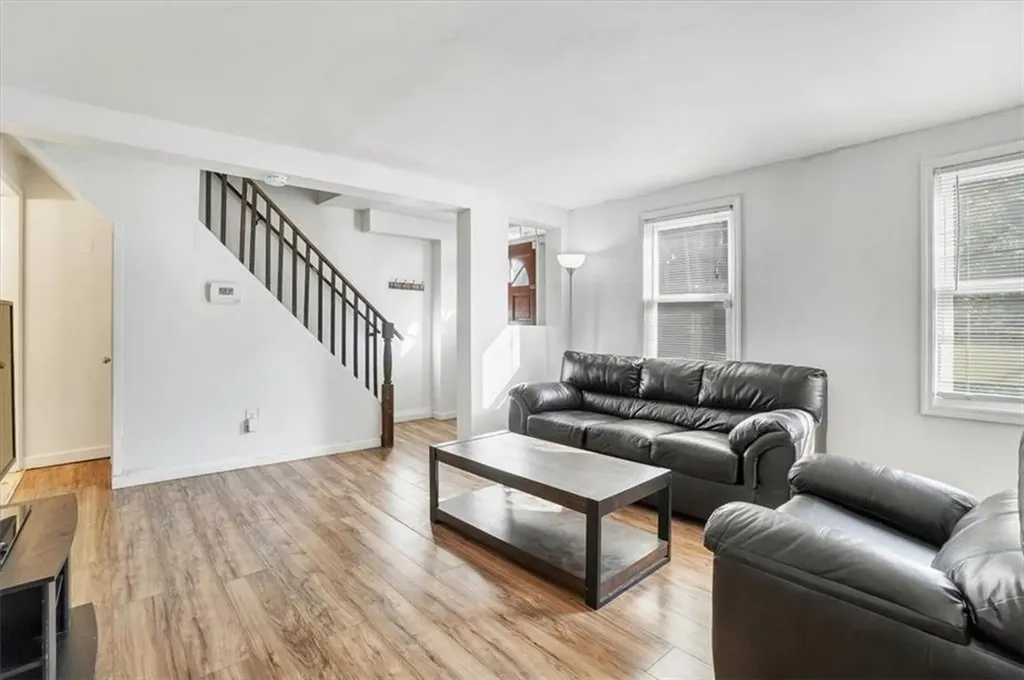 18 Spruce Street Poughkeepsie NY 12601