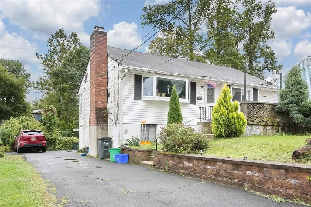 67 Capt Shankey Drive Garnerville NY 10923