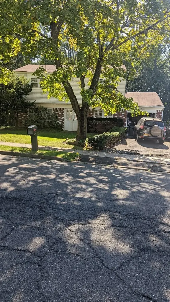 3 Valley Drive Nanuet NY 10954
