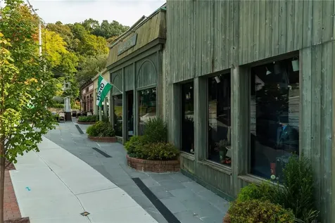 193 N Greeley Avenue Chappaqua NY 10514