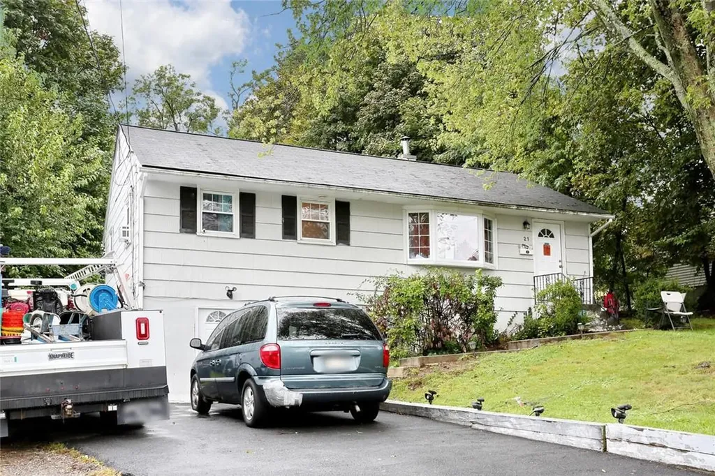 21 Capt Shankey Drive Garnerville NY 10923