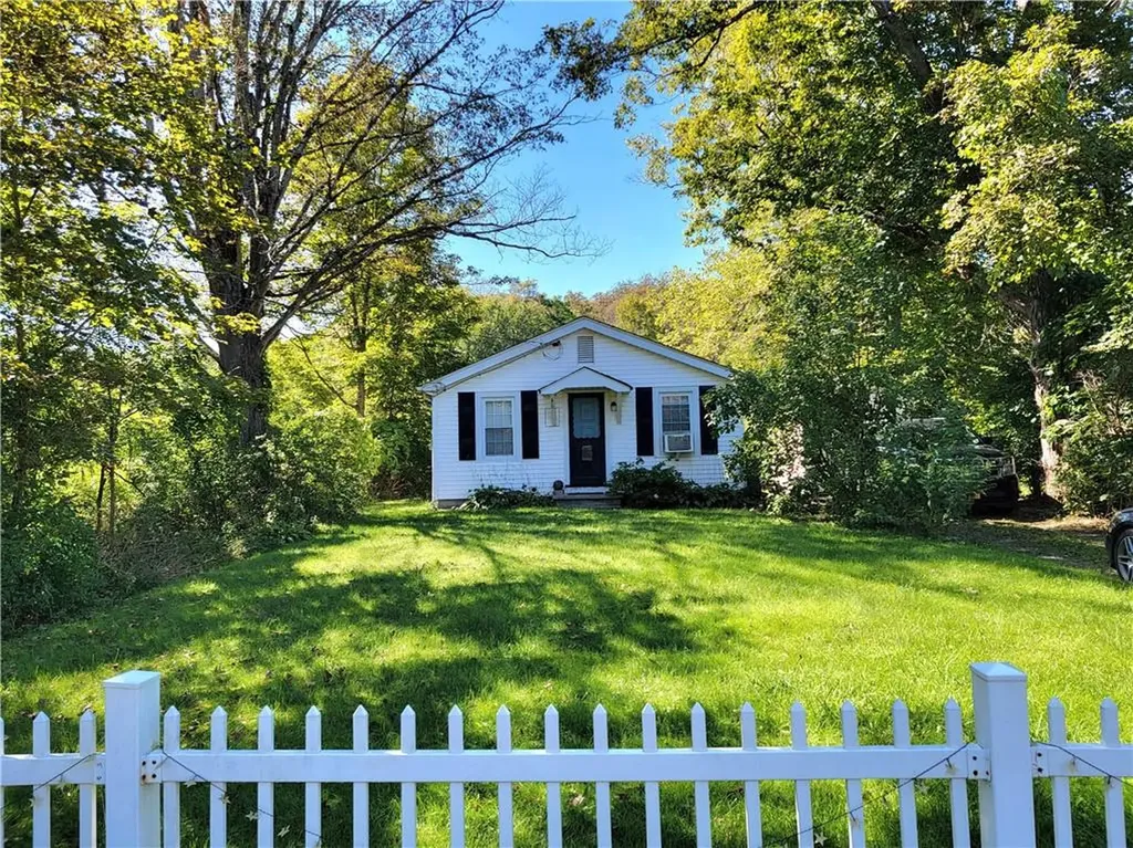 2562 Route 44 Salt Point NY 12578