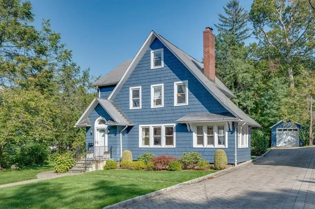 92 Young Avenue Pelham NY 10803