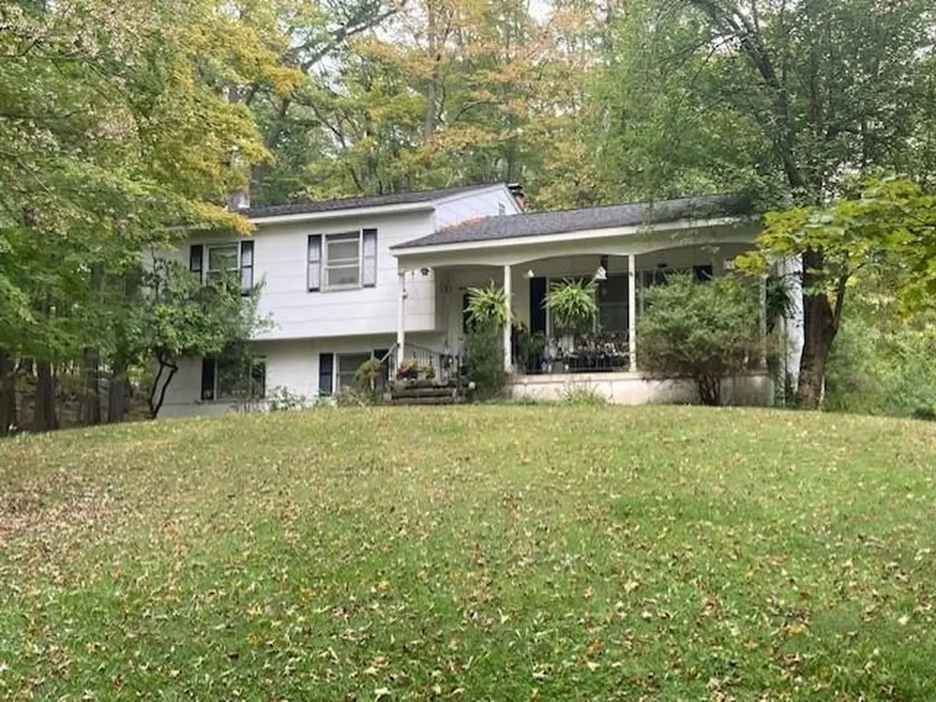 865 Laroe Road Monroe NY 10950