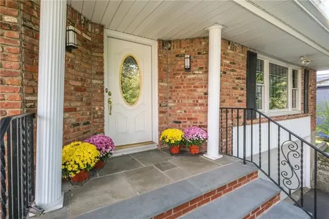 40 Sheldrake Place New Rochelle NY 10804