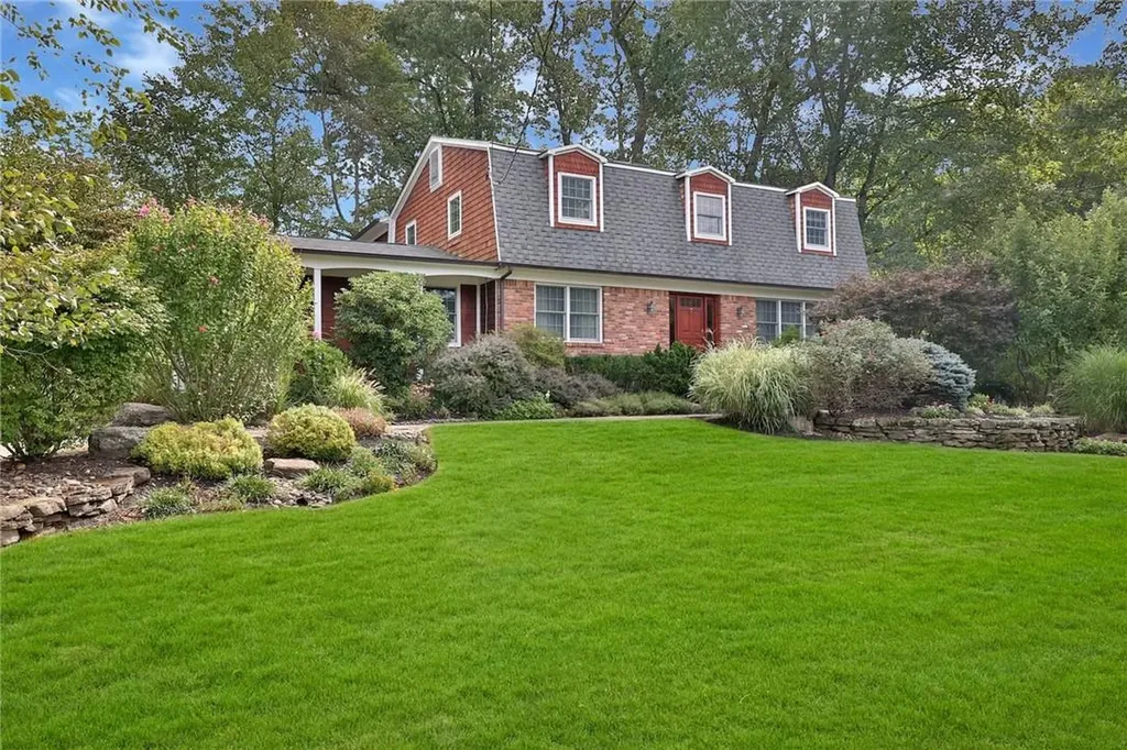 7 Hazelton Lane West Nyack NY 10994