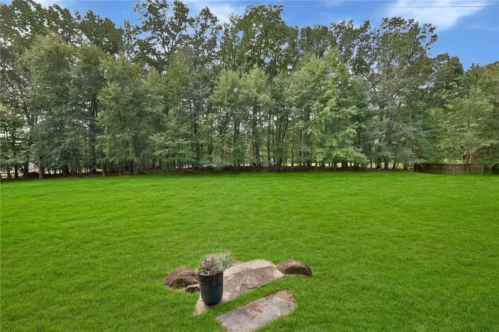 7 Hazelton Lane West Nyack NY 10994
