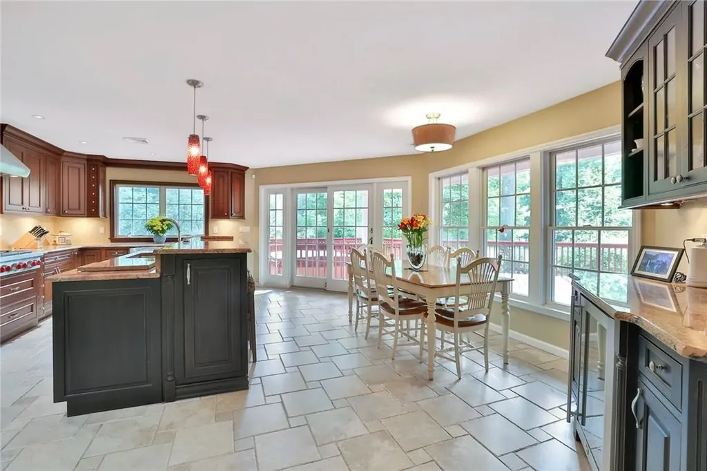 7 Hazelton Lane West Nyack NY 10994