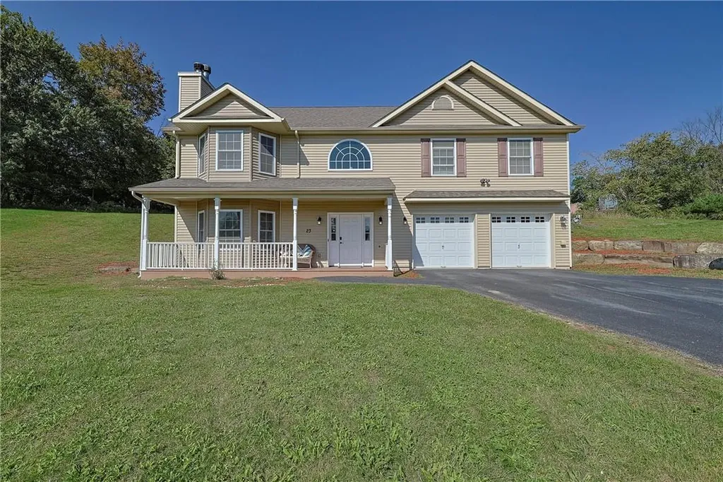 23 Hasbrouck Heights Lane Middletown NY 10941