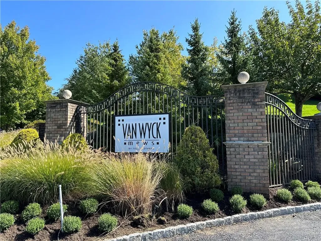 3010 Bennington Drive Fishkill NY 12524