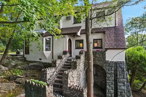50 Stoneyside Drive Larchmont NY 10538