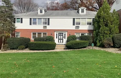 4 Sussex Court Suffern NY 10901