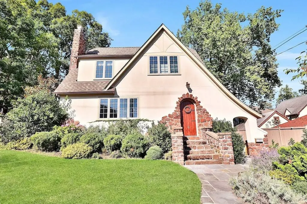 6 Sickles Avenue Nyack NY 10960