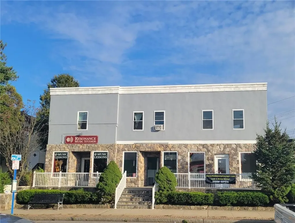 1992 E Main Street Mohegan Lake NY 10547