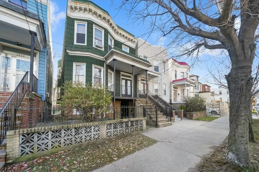 2224 Bruckner Boulevard Bronx NY 10473