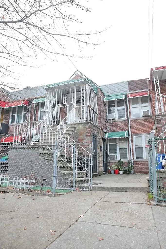 2579 Young Avenue Bronx NY 10469