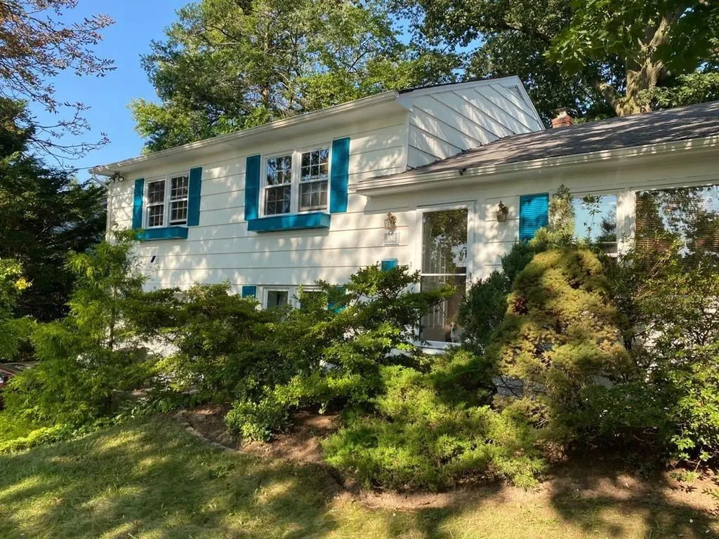55 Pershing Avenue New Rochelle NY 10801