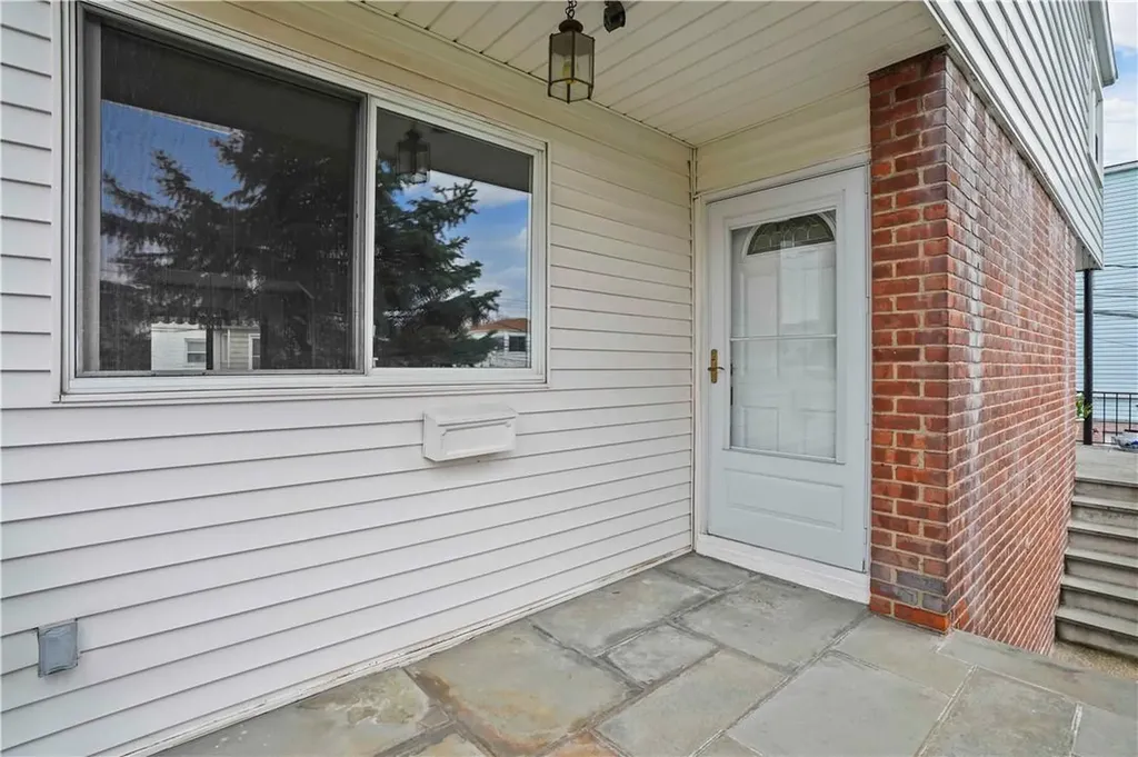 44 Troy Lane Yonkers NY 10701