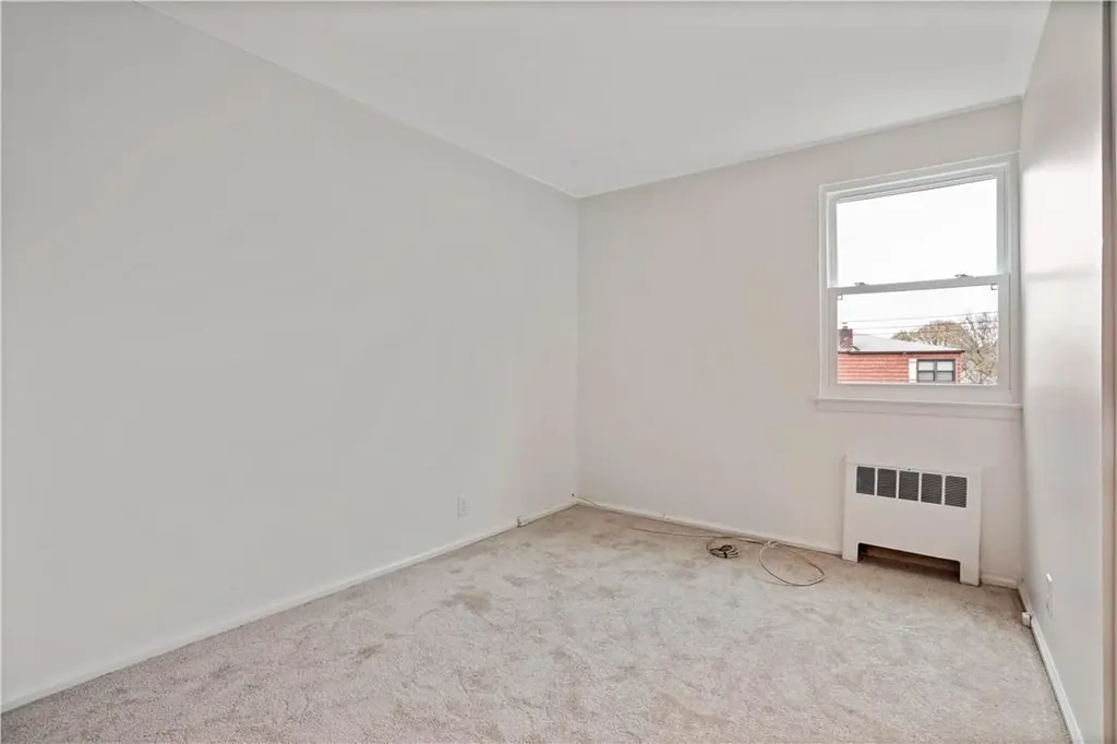 44 Troy Lane Yonkers NY 10701