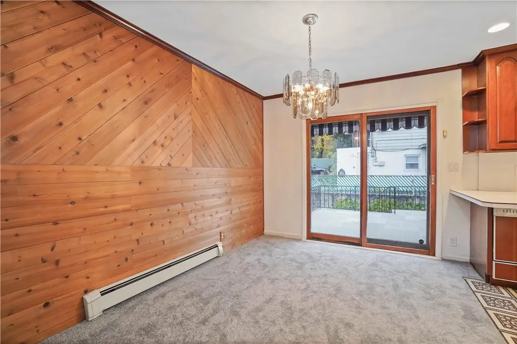 44 Troy Lane Yonkers NY 10701