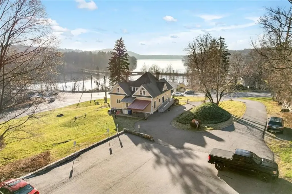 2180 Route 6 Carmel NY 10512