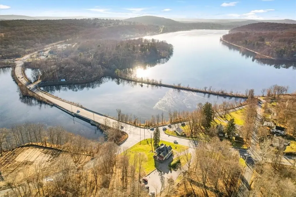 2180 Route 6 Carmel NY 10512