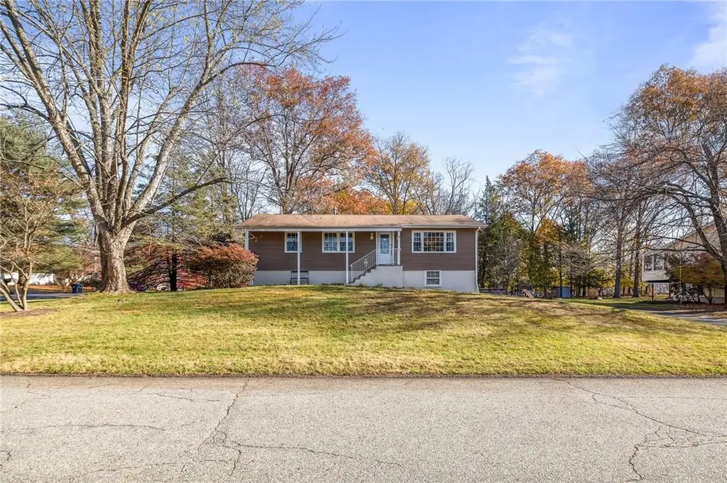 2 Glasgow Lane Airmont NY 10901